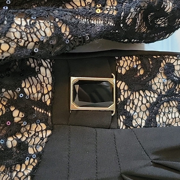 Plus size 16 black sequined cocktail dress - Picture 4 of 4